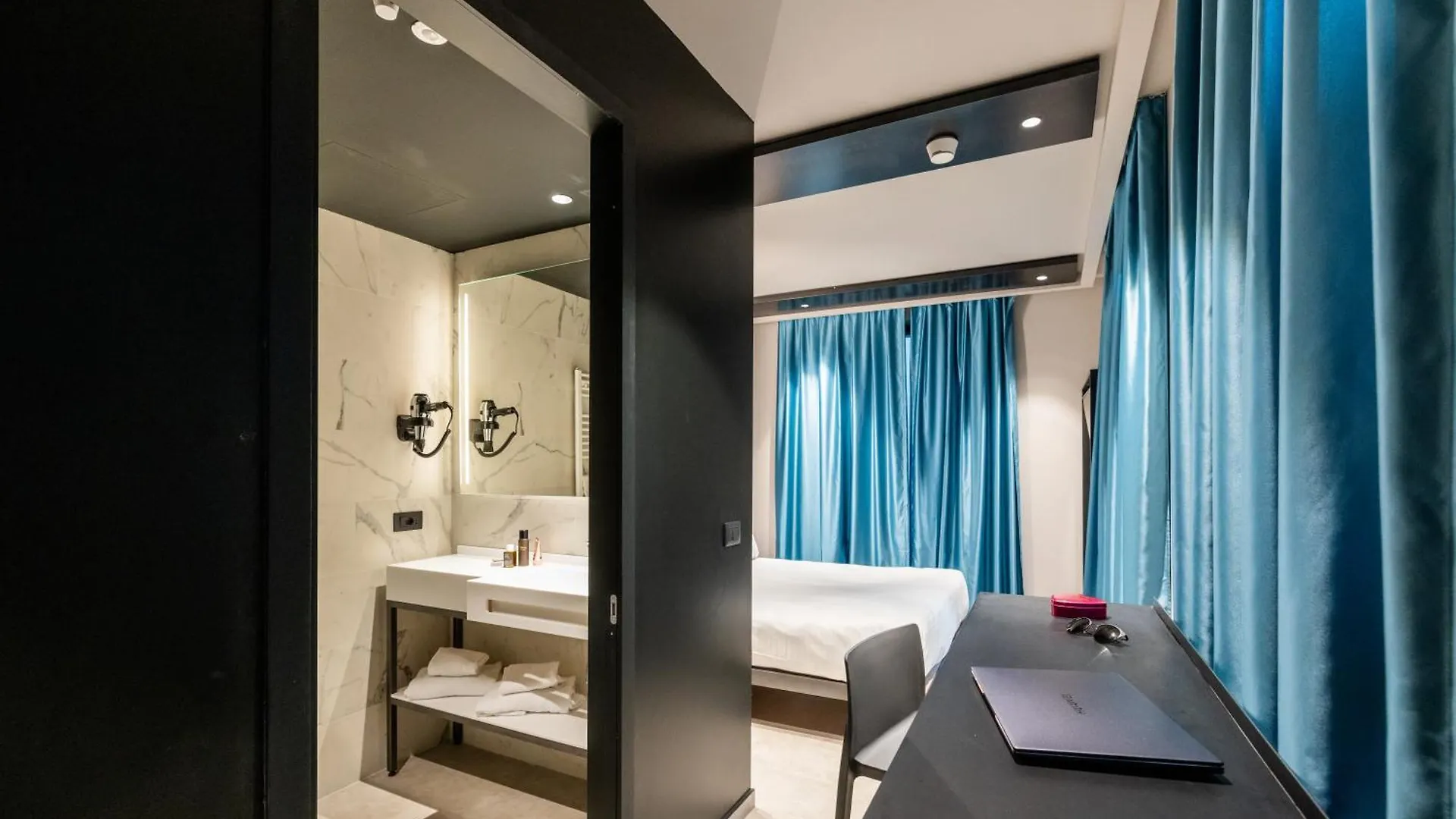 ****  Smart Hotel Central Milan Italie