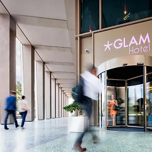 4* Hotell Glam