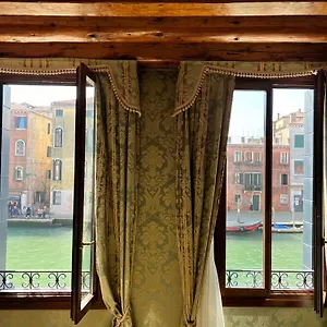 *** ホテル カドガレッサ イタリア