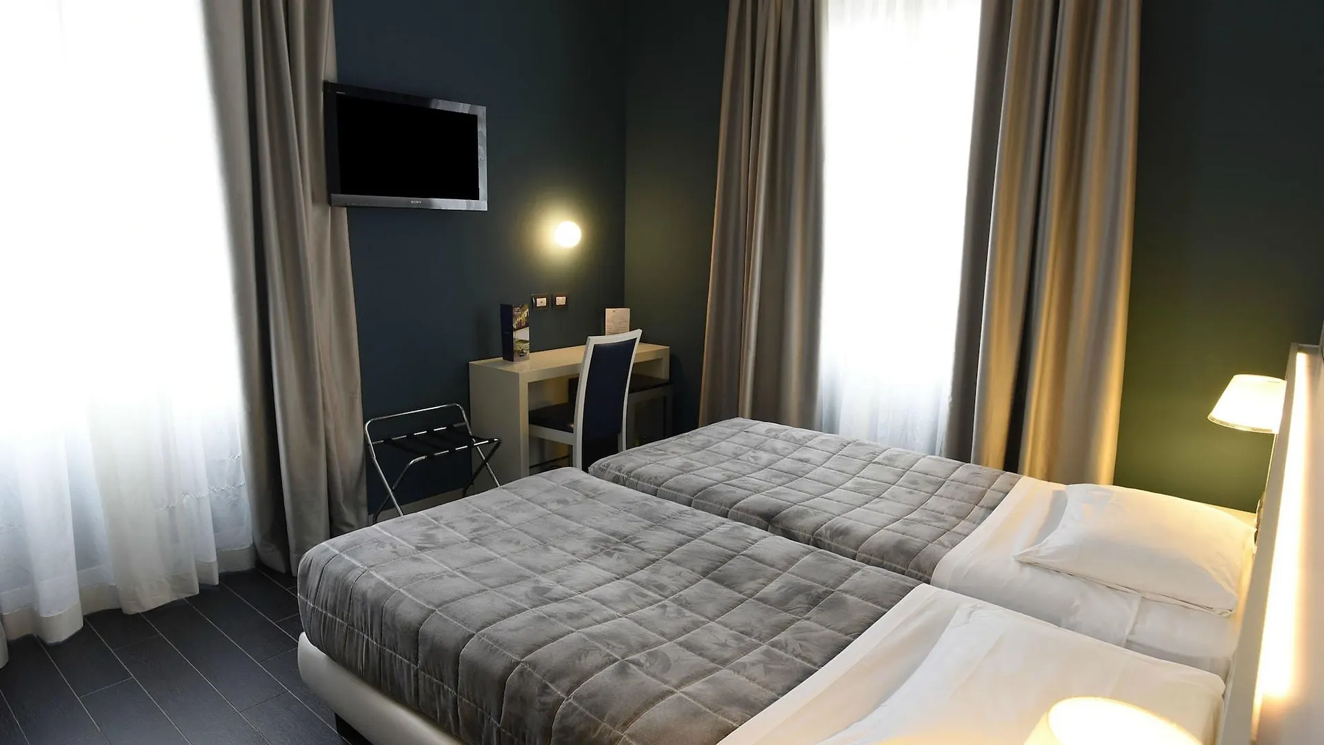 Smart Hotel Central Milan