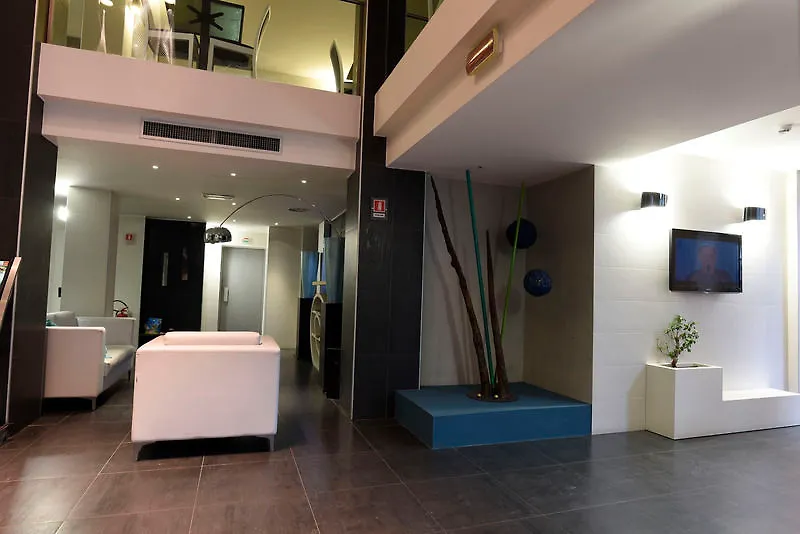 Smart Hotel Central Milan 4*,  Italy