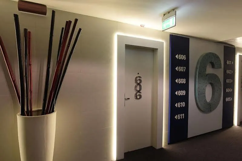 Smart Hotel Central Milan Italy